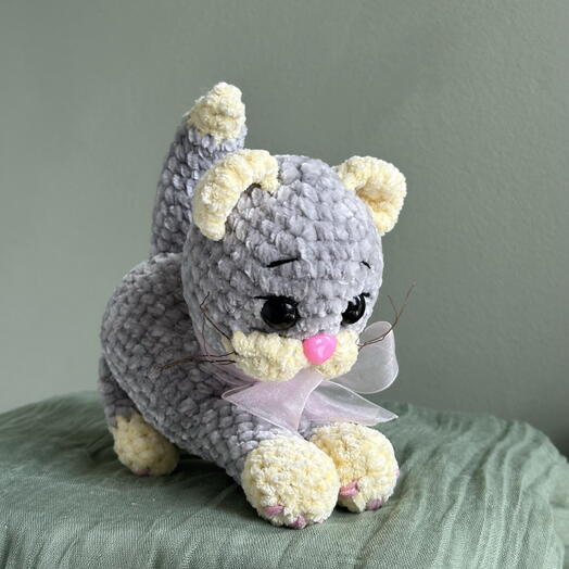 Игрушка кошечка серая