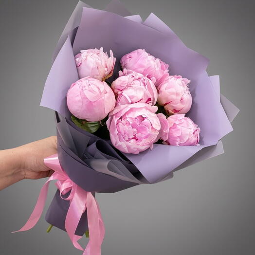 Bouquet of 7 peonies