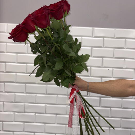 Букет из красных роз 9 шт