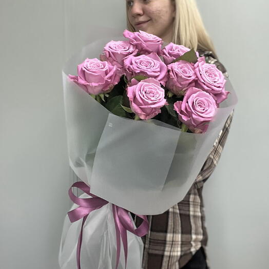 Букет из 9 роз миритим