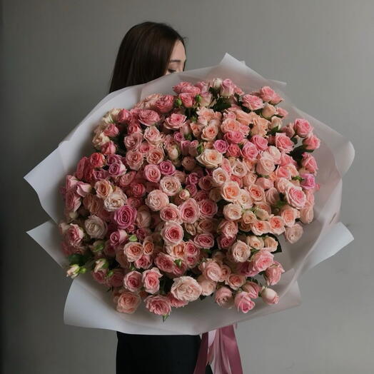 Огромный букет из кустовых роз🌹🌹