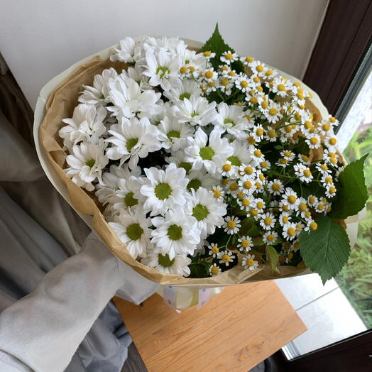 Букет с ромашками