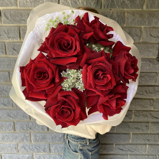 Роскошный букет с французскими красными розами🌹