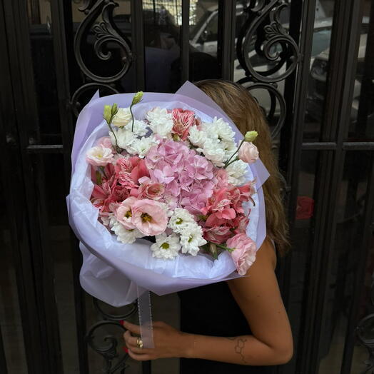 Pink Hydrangea   Lisianthus Mix