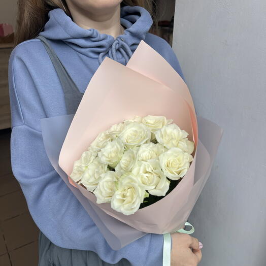 Букет из белых роз