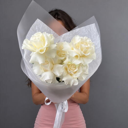 Белые ажурные розы букет (5)