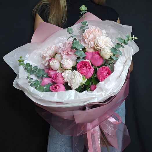 Букет "Зефирка" 🎀 любимой, кустовые розы pink, бомбастик, диатус, эвкалипт