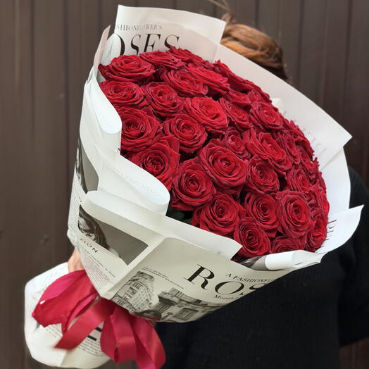 «Симфония чувств» 35 красных ароматных роз 😍♥️