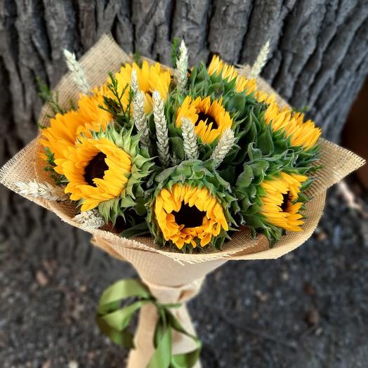 Букет подсолнухов