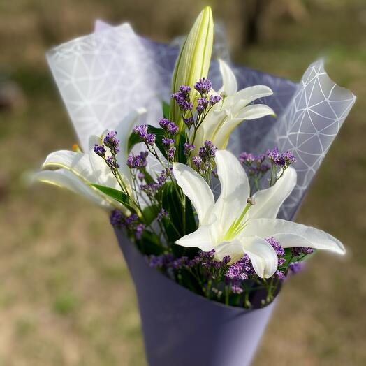 Bouquet with Lily