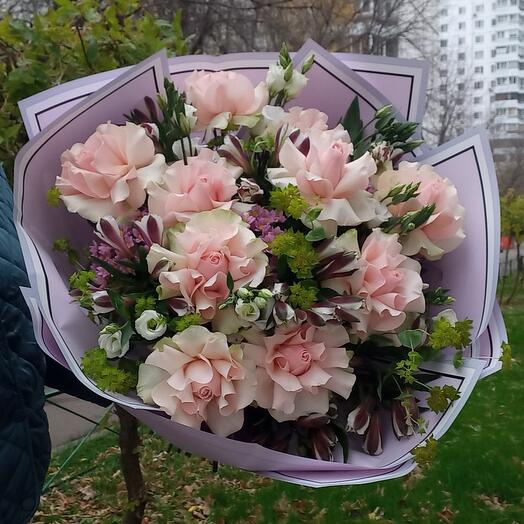 Букет с французской розой "Лебёдушка"