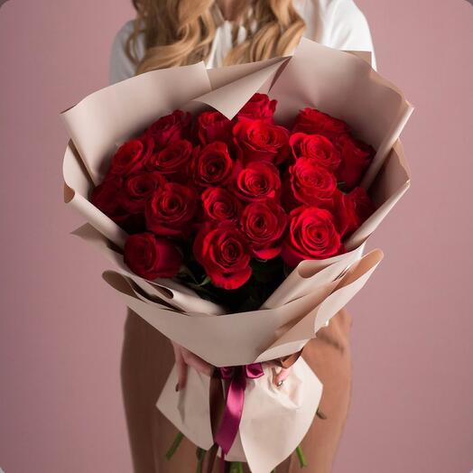 Ramo de rosas rojas