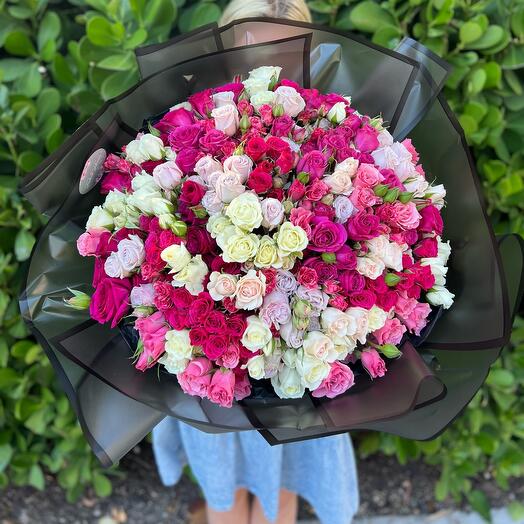 Sprey qızılgüllərin qarışığı