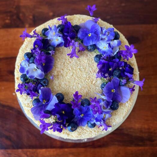 Napoleon yeməli çiçəklərlə