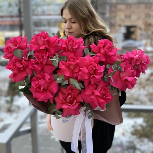 Gigante de boxeo de rosas fucsin