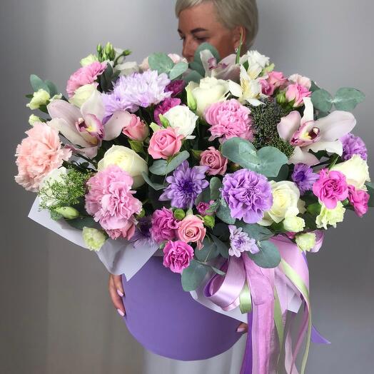 Шикарная композиция в коробке