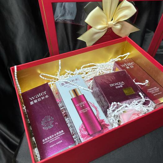 Beauty box в подарочной упаковки премиум средства по уходу 02