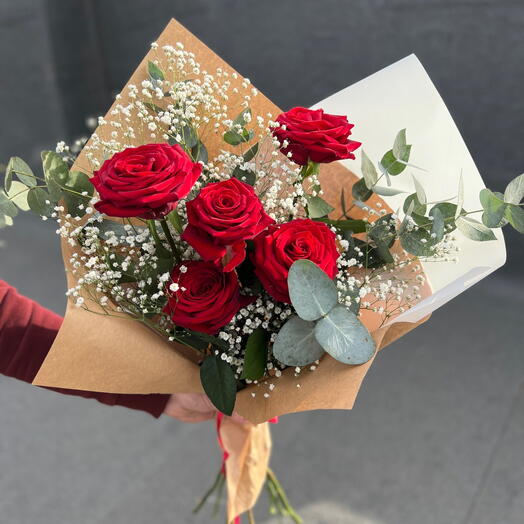 Rose and gipsofila ️🤍