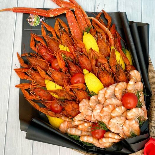 Bouquet of crayfish and crab