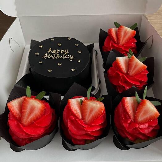Cupcakes and bento birthday cake