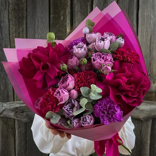 Original bouquet with French rose and dianthus "For you" FM454