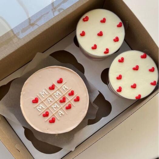 Бенто торт для мам с капкейками