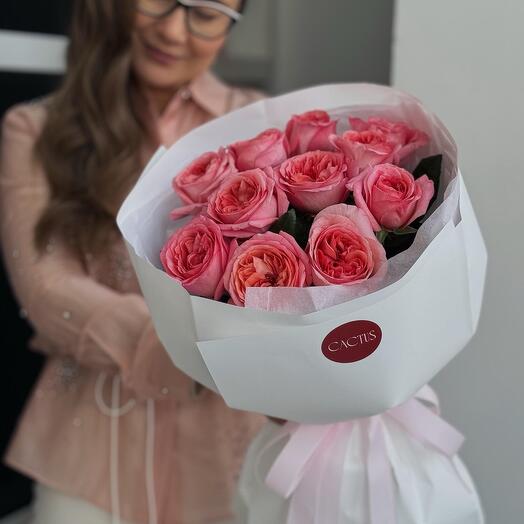 Моно букет с пионовидными розами