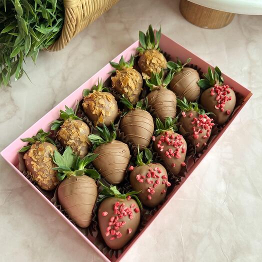 Strawberries in Belgian chocolate 15 pieces