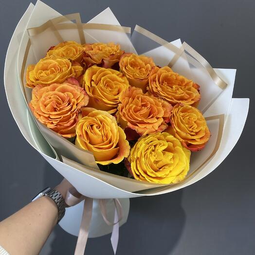 Bouquet of 11 roses in a package, Silantoi variety
