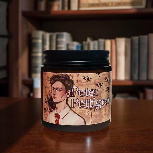 Ароматическая свеча Питер Петтигрю