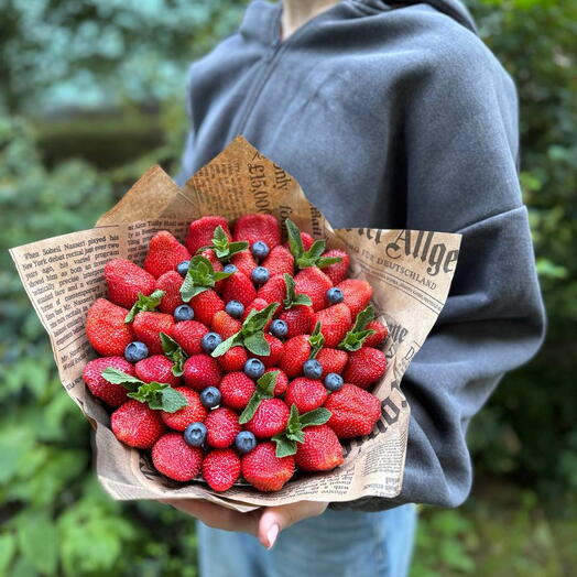 Букет Клубничный поцелуй