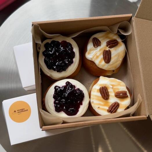 Булочки с корицей (набор из 4 штук)