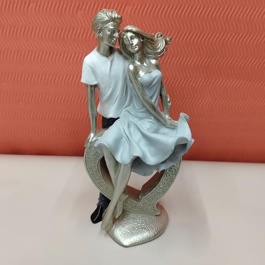 Фигурка «Влюблённые на сердце»