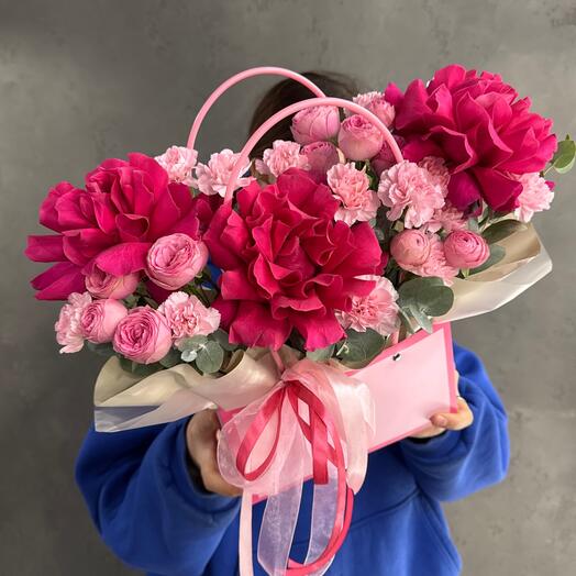 Яркая сумочка с розами для любимой💞