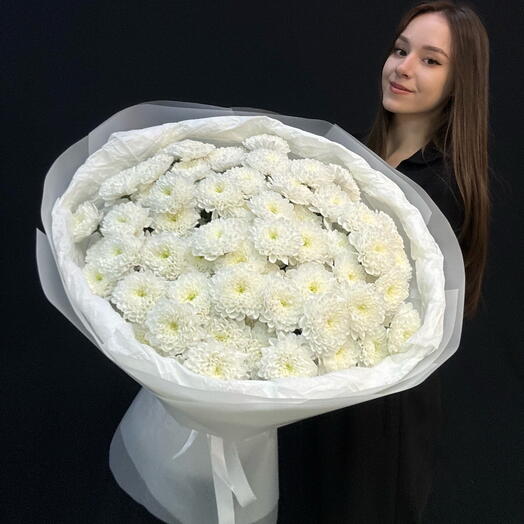 Bouquet of snow-white double chrysanthemums (mb 271)