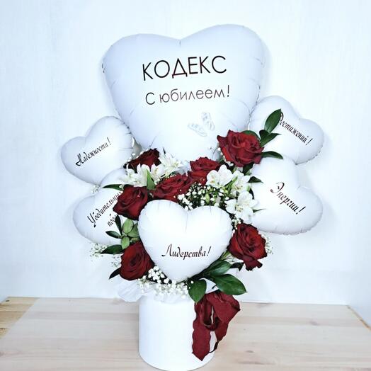 Розы красные в коробке , корпоративный подарок