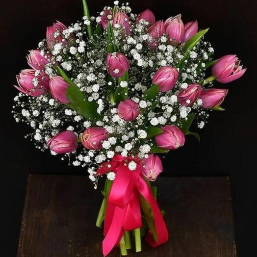 Bouquet of 21 pink tulips with gypsophila