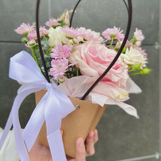 Цветы в коробке