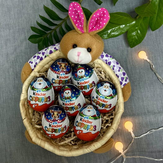 Корзина с киндерами «зайка 7»