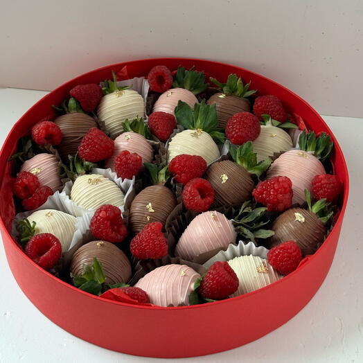 Клубника в шоколаде «Круглый бокс» ️🍓