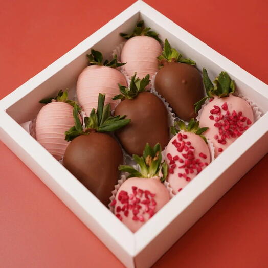 9 шт клубники в шоколаде