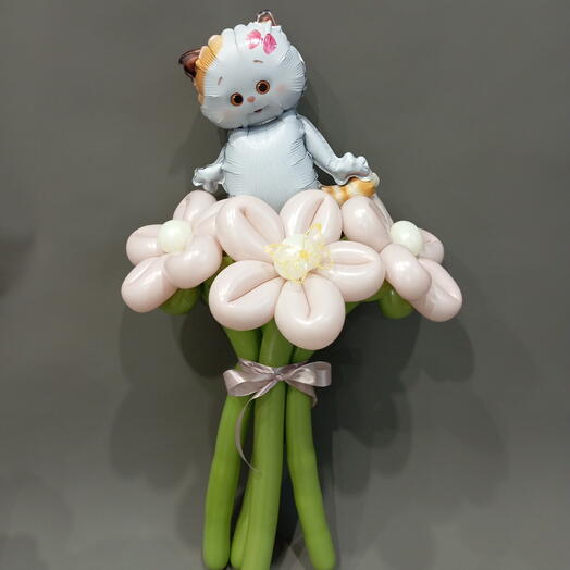 Букет с кошечкой Лили