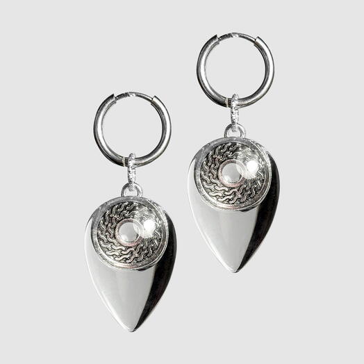 Серьги из стекла