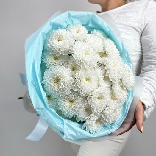 Воздушная хризантема в дизайнерском оформлении 🤍 Камелия Flowers Shop