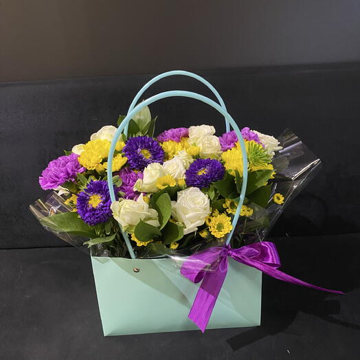 Композиция в желто-фиолетовых тонах💜💛