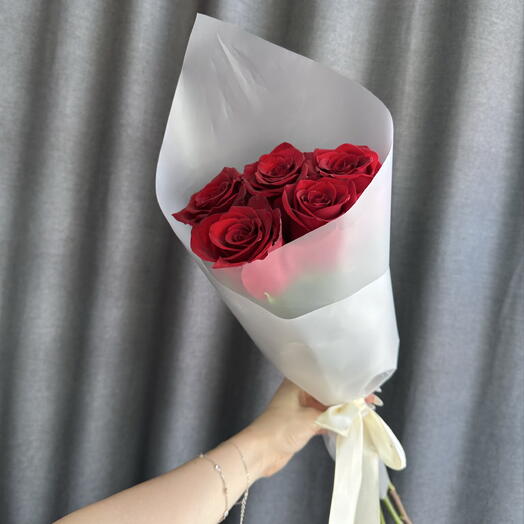 Букет из 5 красных роз | Классический подарок для любимой 🌹
