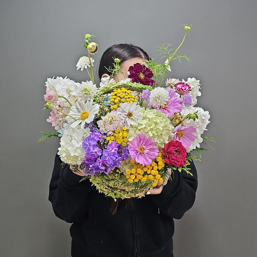 Цветы в корзине лесной Дофамин