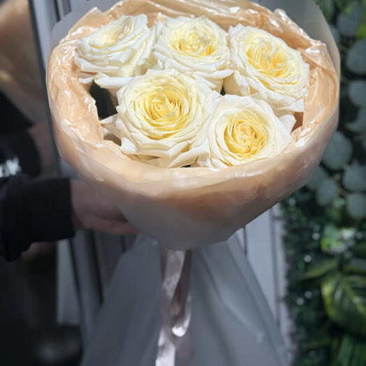 5 ароматных пионовидных роз🌸