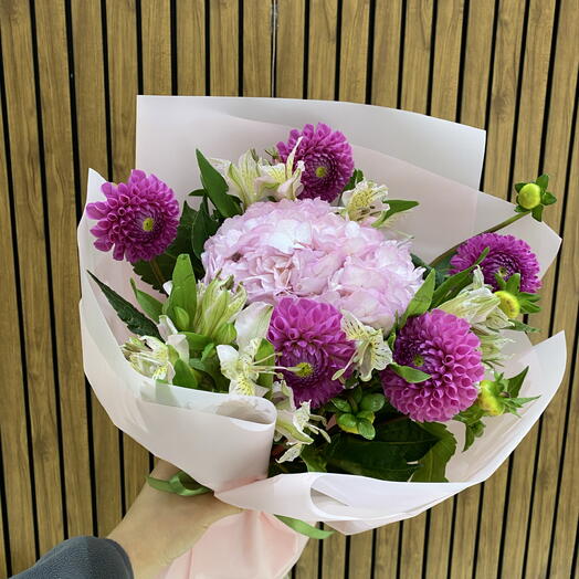 Нежный букет на первое сентября 💐