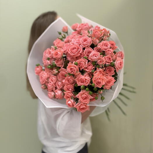 Букет из 19 шт. Розовых кустовых роз Барбадос 60 см
